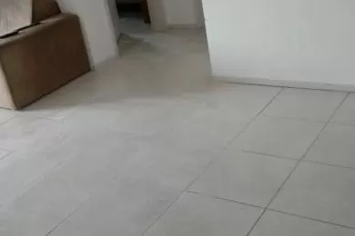 Recolocação de cerâmica